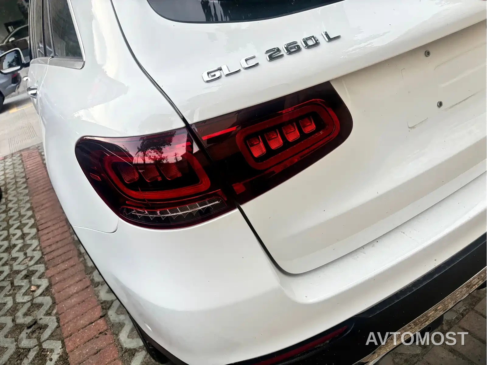 Mercedes-Benz GLC 2022 Facelift GLC 260 L 4MATIC Dynamic — фото 18