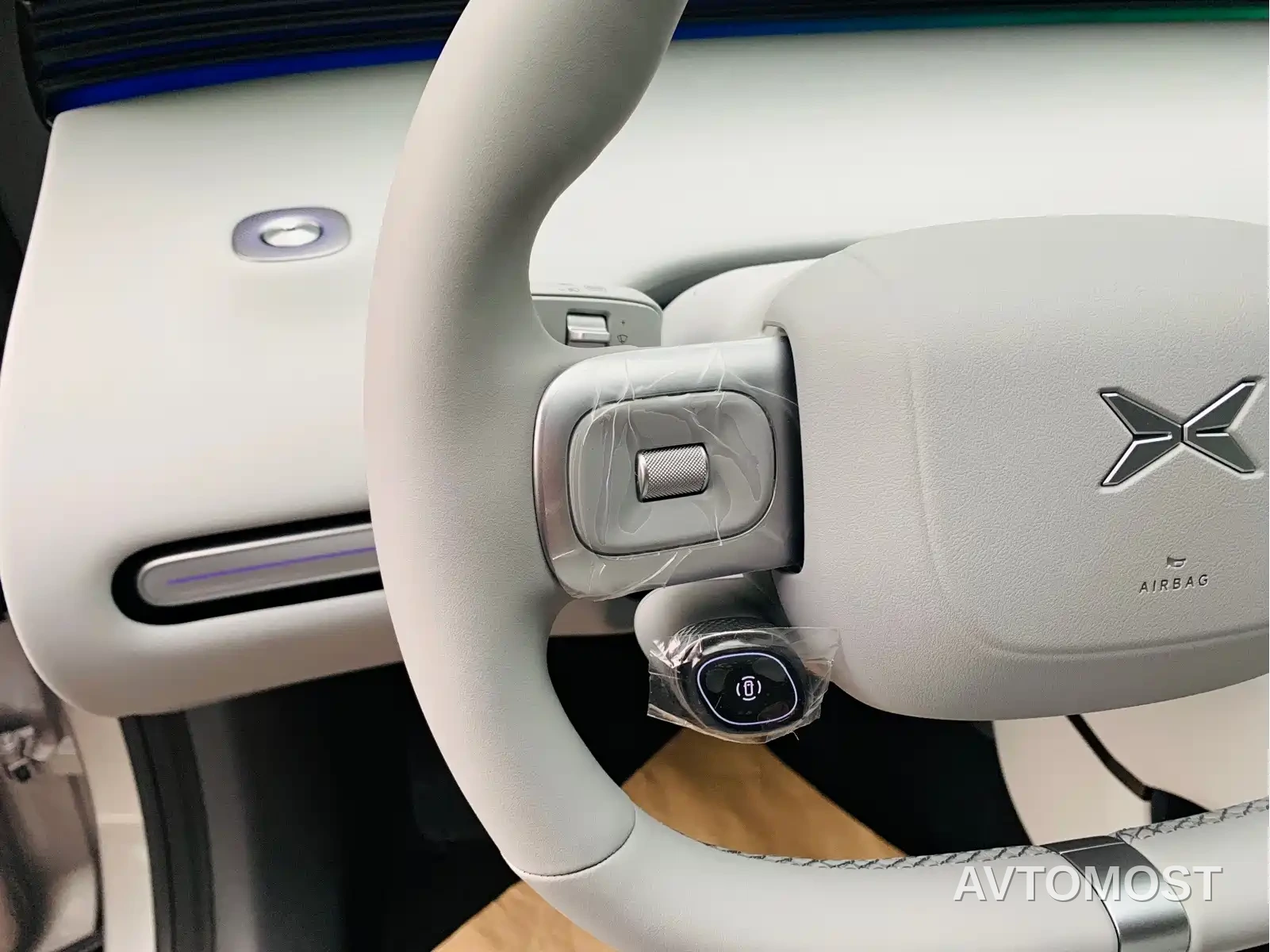 XPeng MONA SUV — фото 14