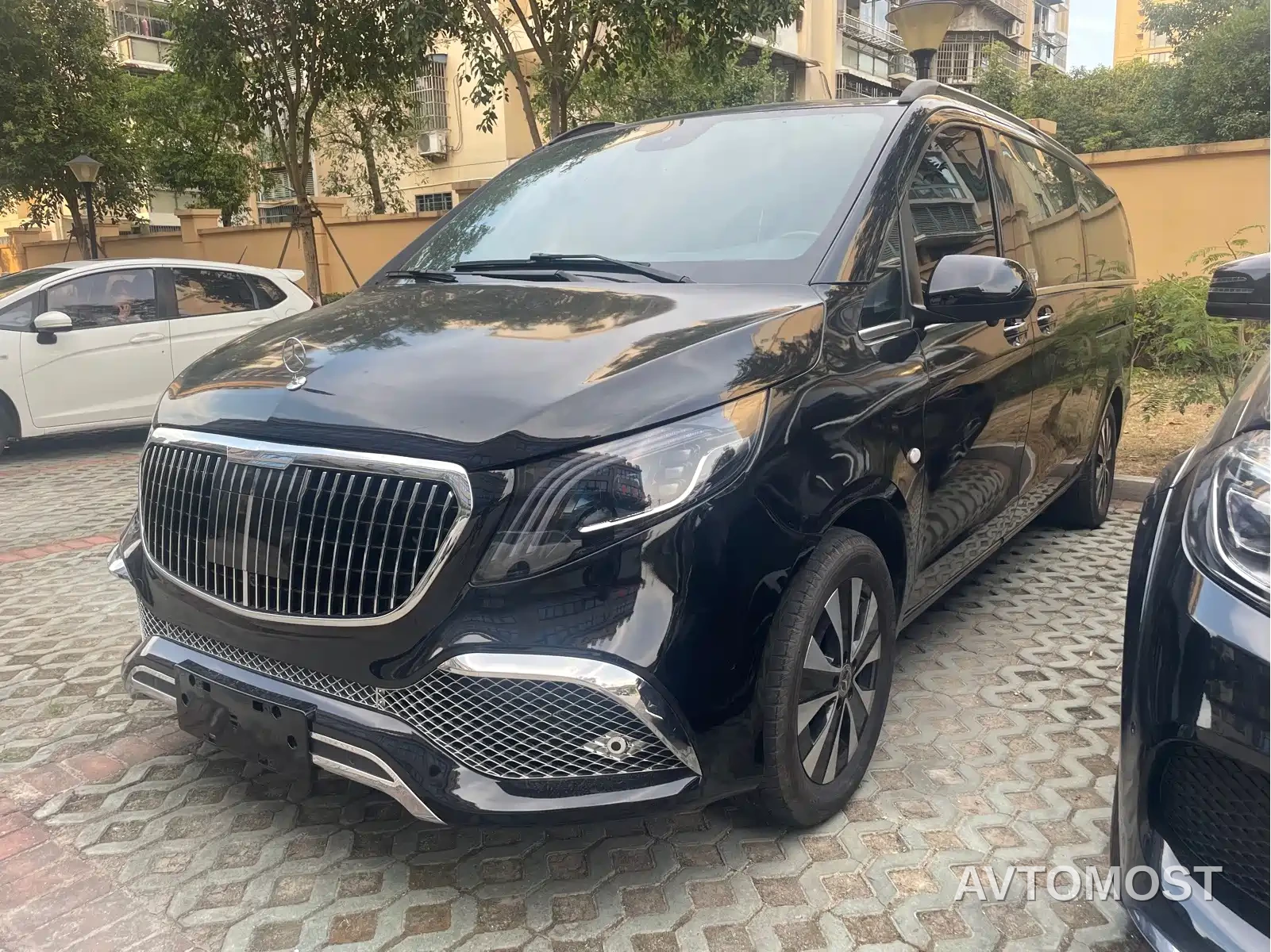 Mercedes-Benz Vito 2021 2.0T Business Edition 7-seater — фото 1