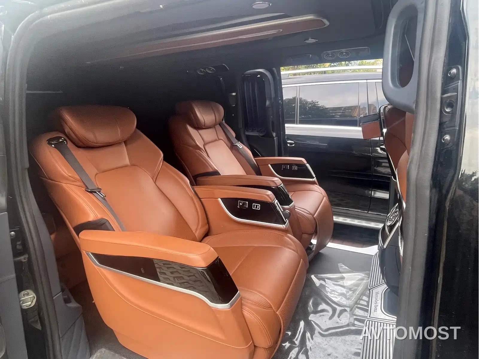 Mercedes-Benz Vito 2021 2.0T Business Edition 7-seater — фото 19