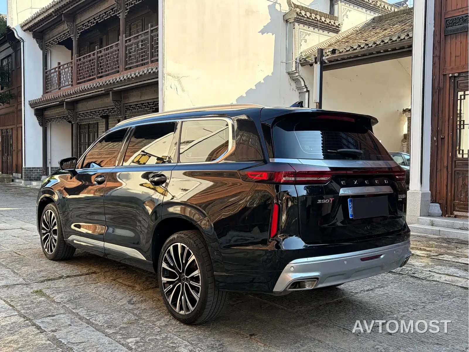 Exeed Landmark 2021 390T 4WD Stellar Premium Long Range Edition — фото 3