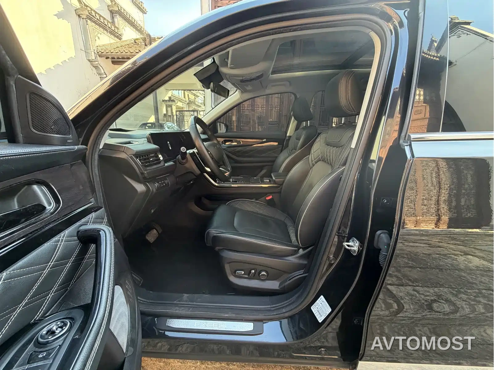 Exeed Landmark 2021 390T 4WD Stellar Premium Long Range Edition — фото 12