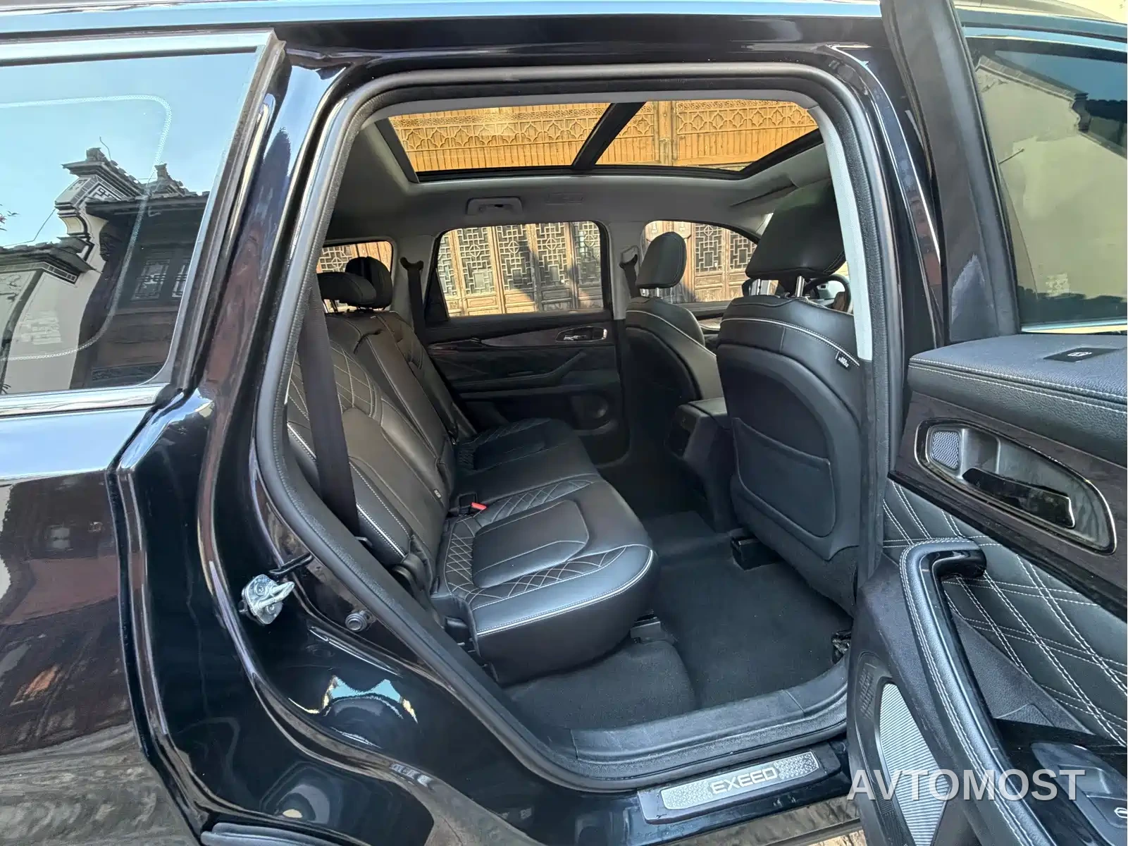 Exeed Landmark 2021 390T 4WD Stellar Premium Long Range Edition — фото 17