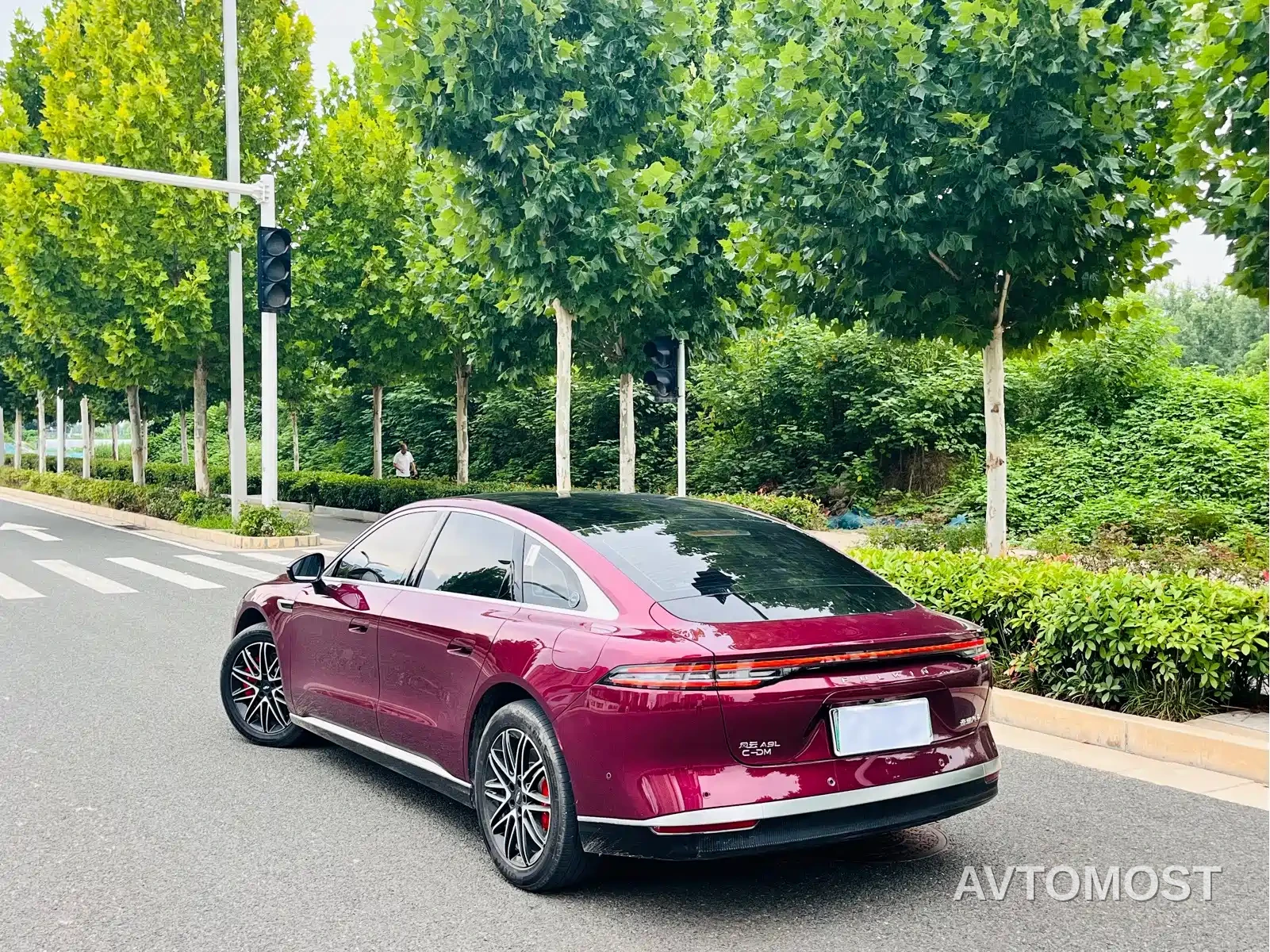 Chery Fengyun A9L 2025 Model 260 Extended Range Premium Edition — фото 8