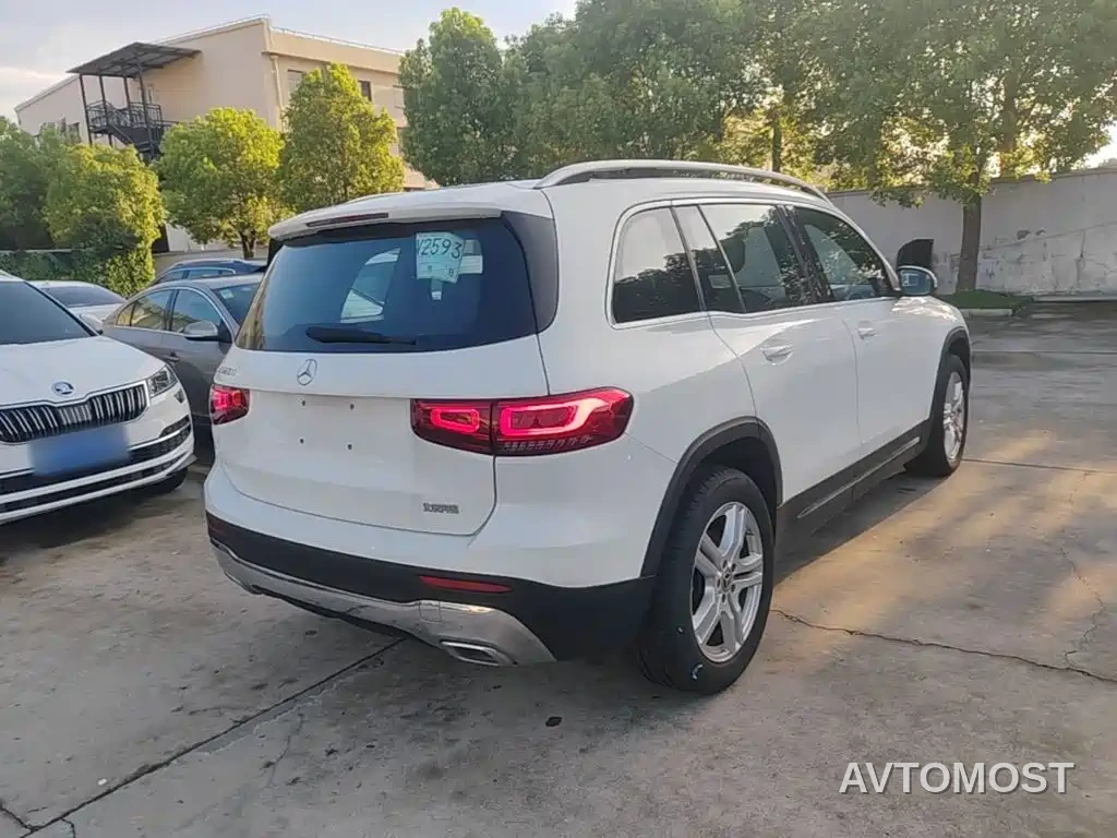Mercedes-Benz GLB 2023 GLB 200 Dynamic — фото 7