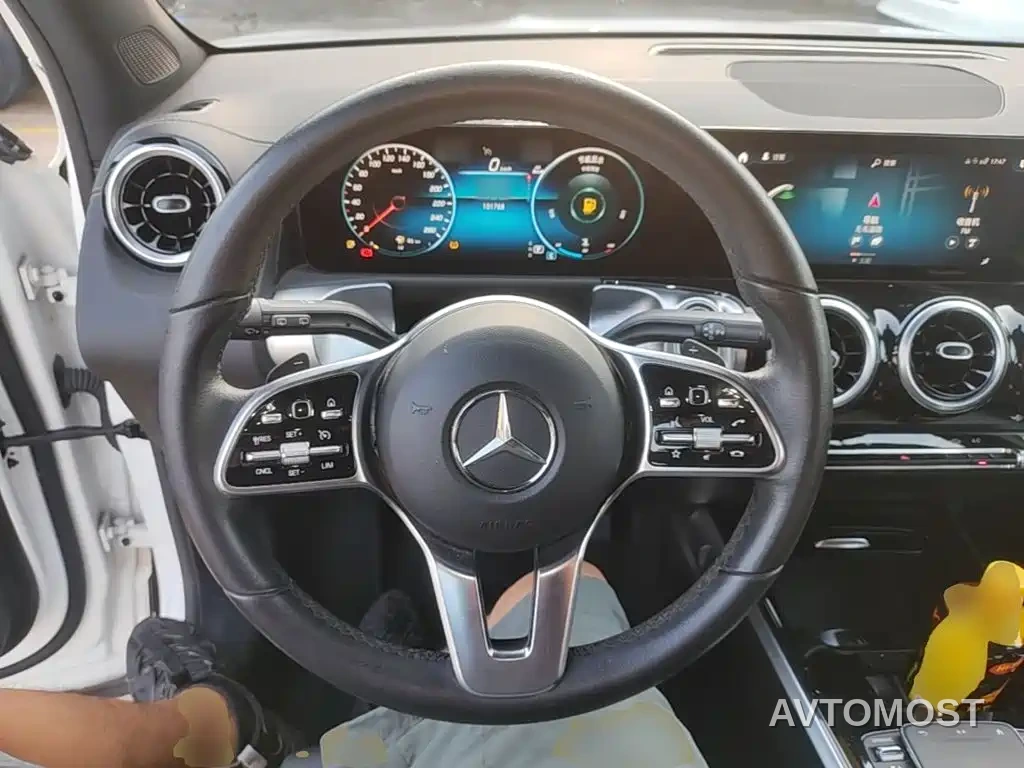Mercedes-Benz GLB 2023 GLB 200 Dynamic — фото 11