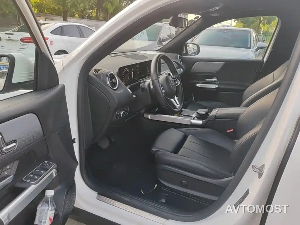 Mercedes-Benz GLB 2023 GLB 200 Dynamic — фото 16