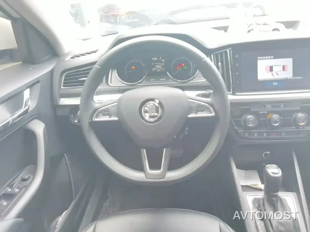 Škoda Kamiq 2023 Facelift 1.5L Auto Comfort Edition — фото 3