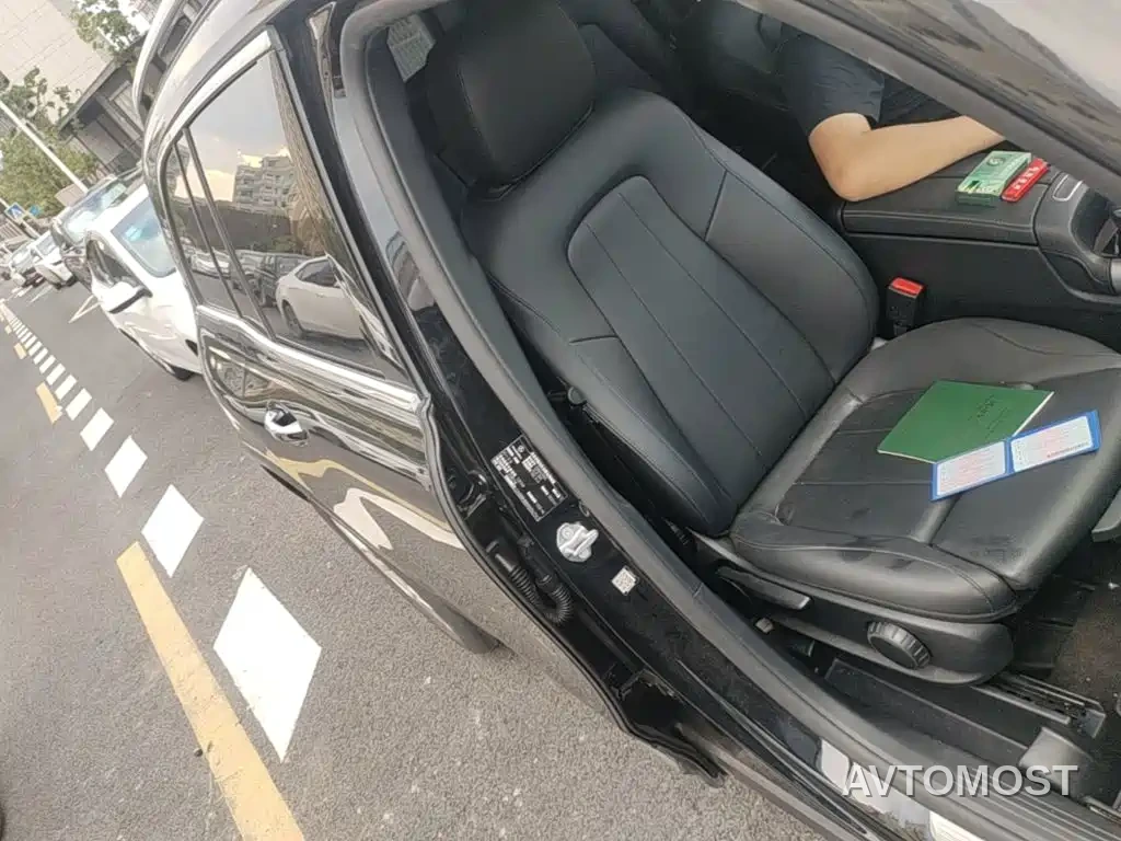 Mercedes-Benz GLB 2022 Facelift II GLB 200 Dynamic — фото 18