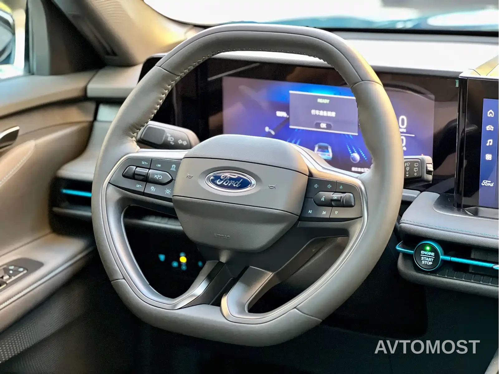 Ford Edge 2023 Edge L 2.0T EcoBoost E Hybrid FWD 7-Seater Luxury — фото 10