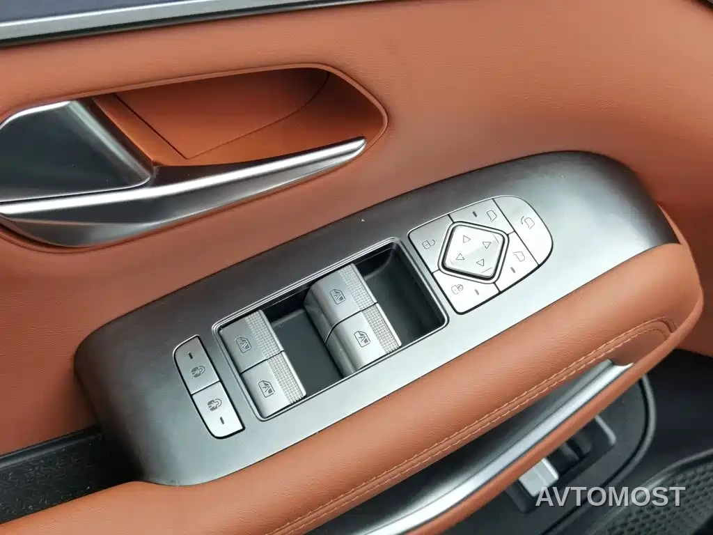 BYD Tang L 2025 DM 175KM Drone Player Edition — фото 8