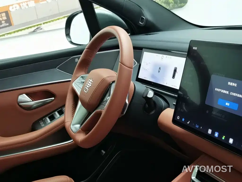 BYD Tang L 2025 DM 175KM Drone Player Edition — фото 21