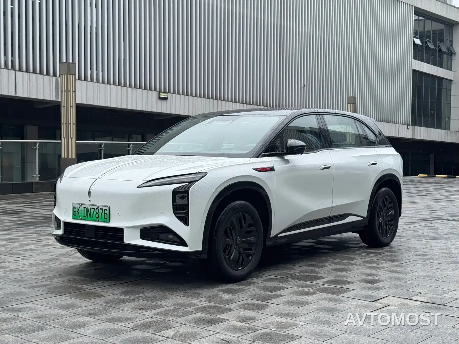 Hongqi Tian Gong 08 2025 605 Pioneer Edition — фото 1