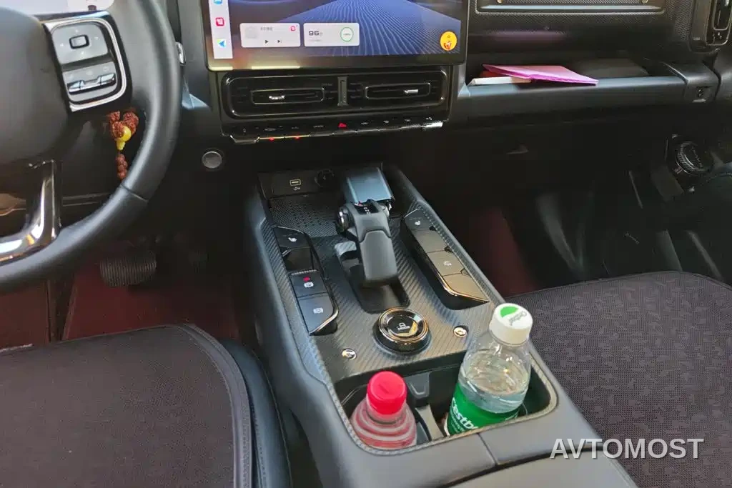 Haval Meng Long NEV 2024 Hi4 102 Pro — фото 16