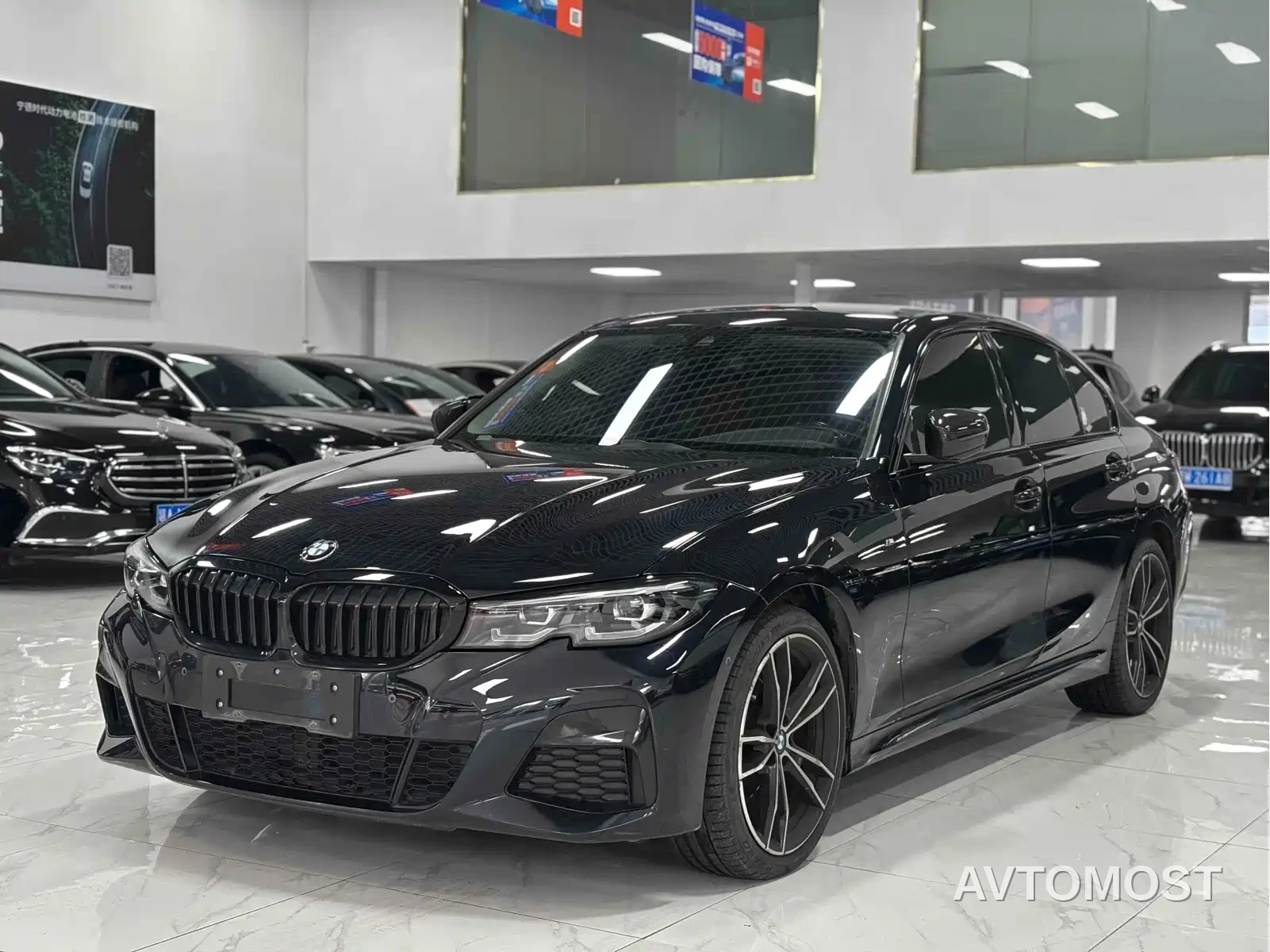 BMW 3 Series 2022 Facelift 325i M Sport Shadow Edition — фото 1