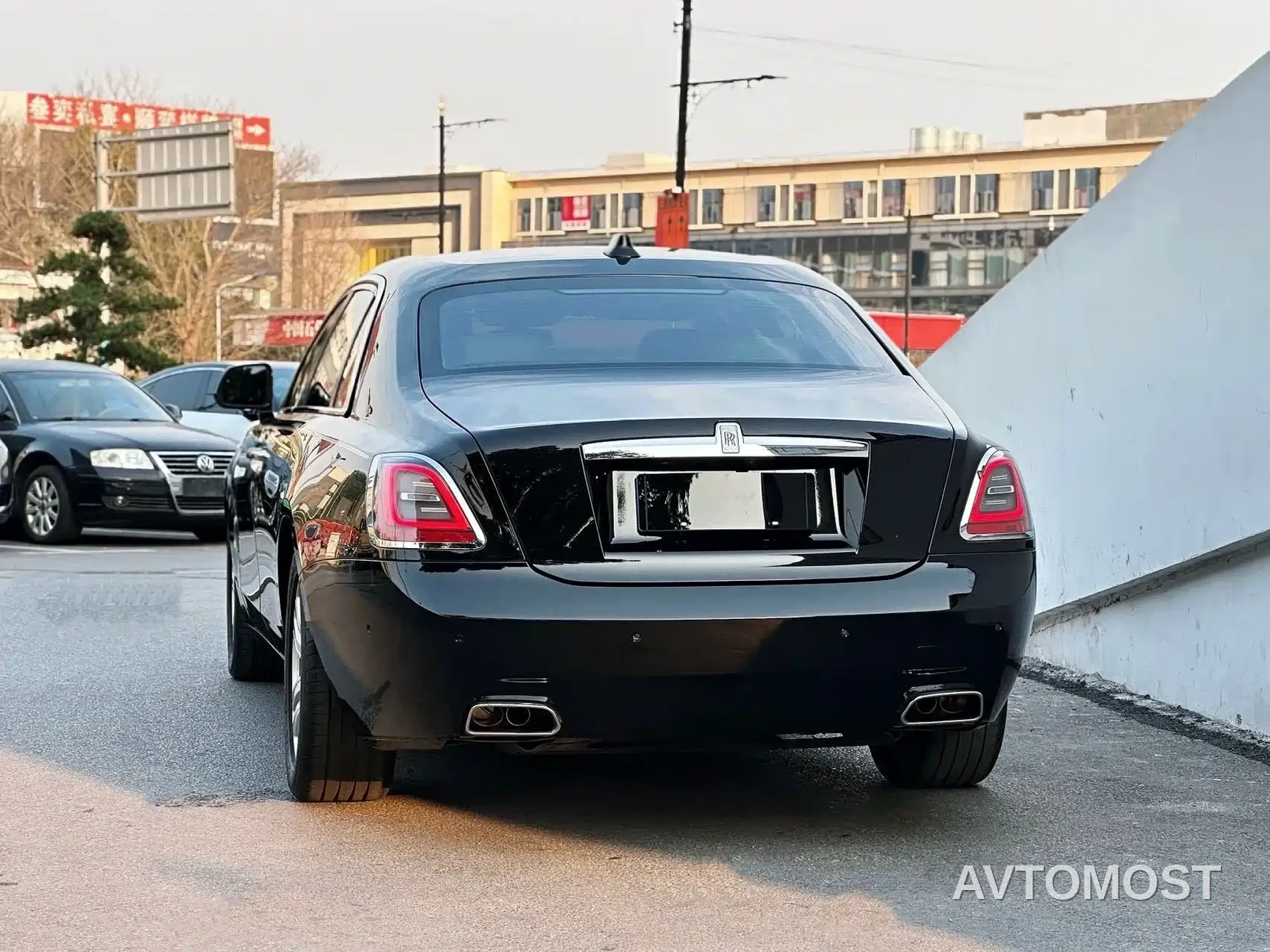 Rolls-Royce Ghost 2024 6.7T Standard Wheelbase — фото 5