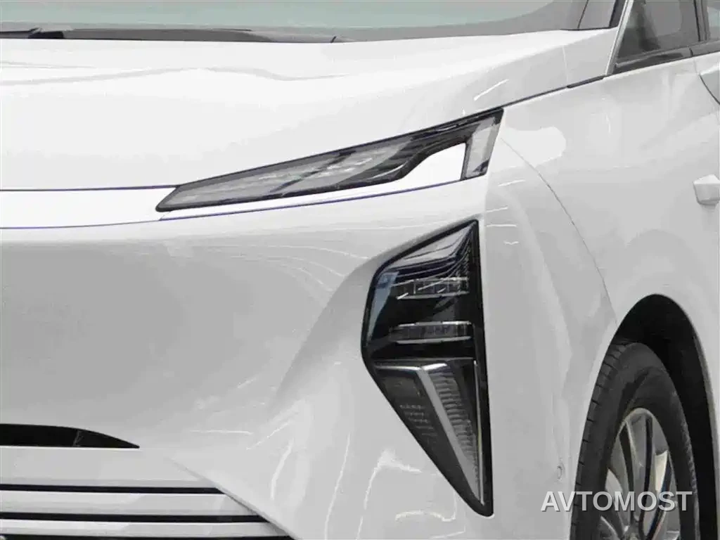 Buick Zhijing Shijia 2026 Model PHEV Base Version — фото 2