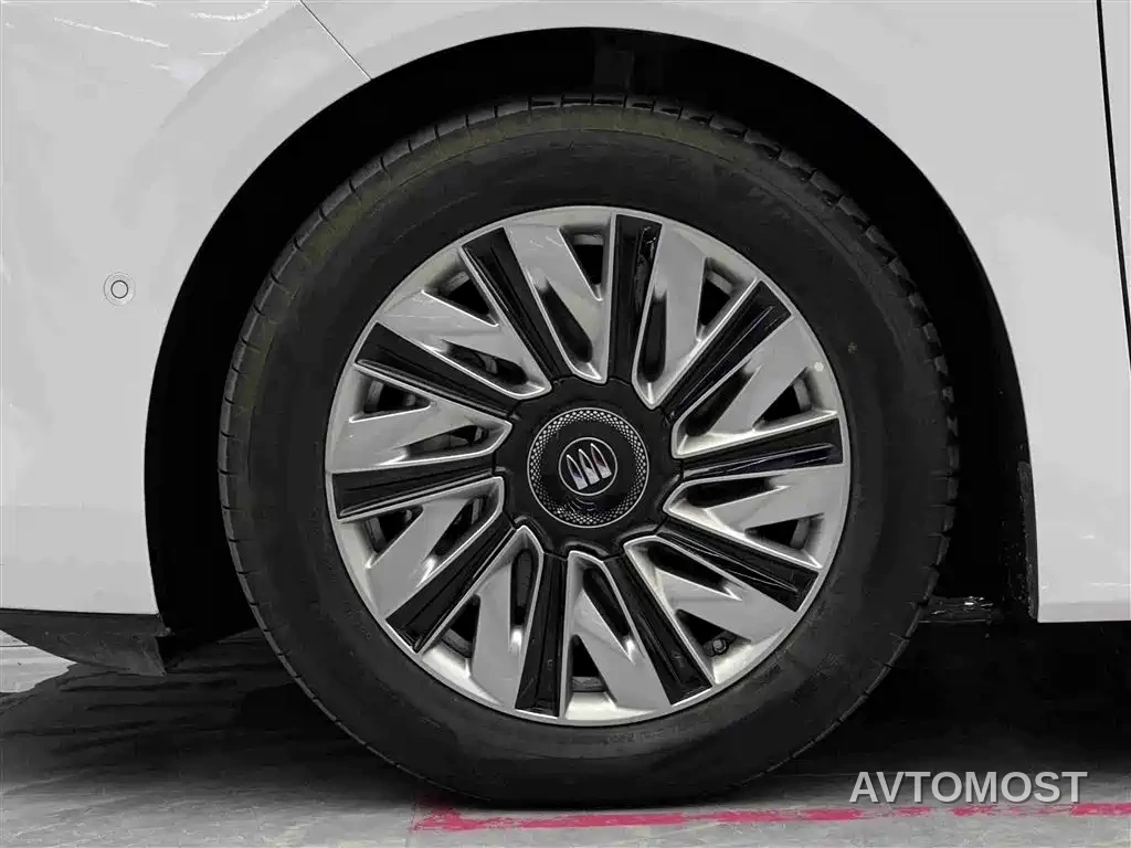 Buick Zhijing Shijia 2026 Model PHEV Base Version — фото 3