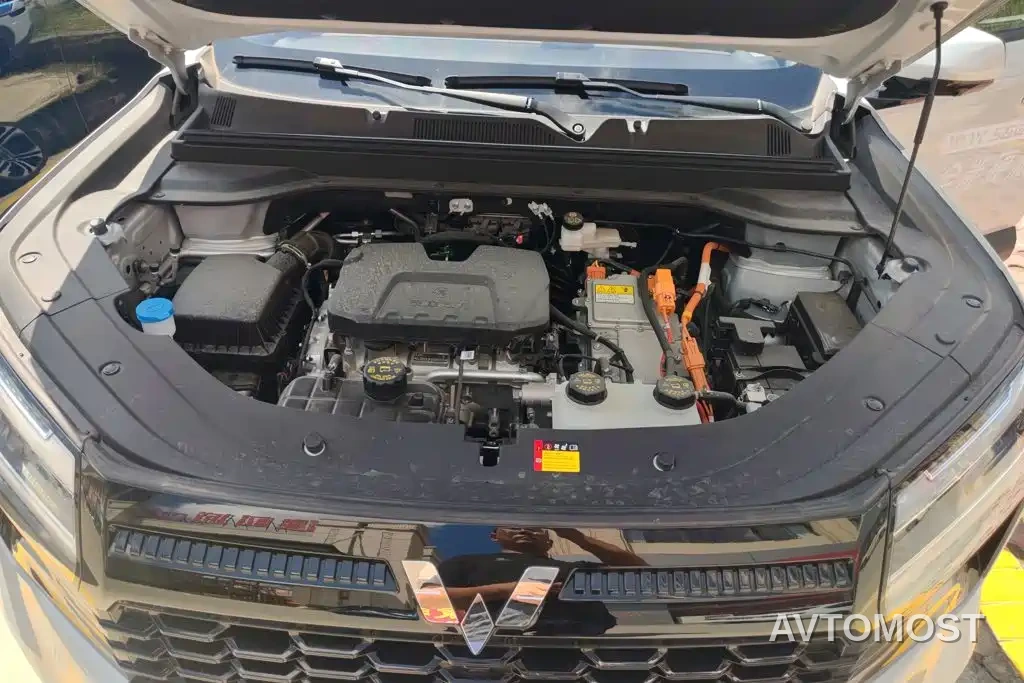 Wuling Motors Starlight 560 NEV 2025 Model Plug-in Hybrid Version 5-seater — фото 10