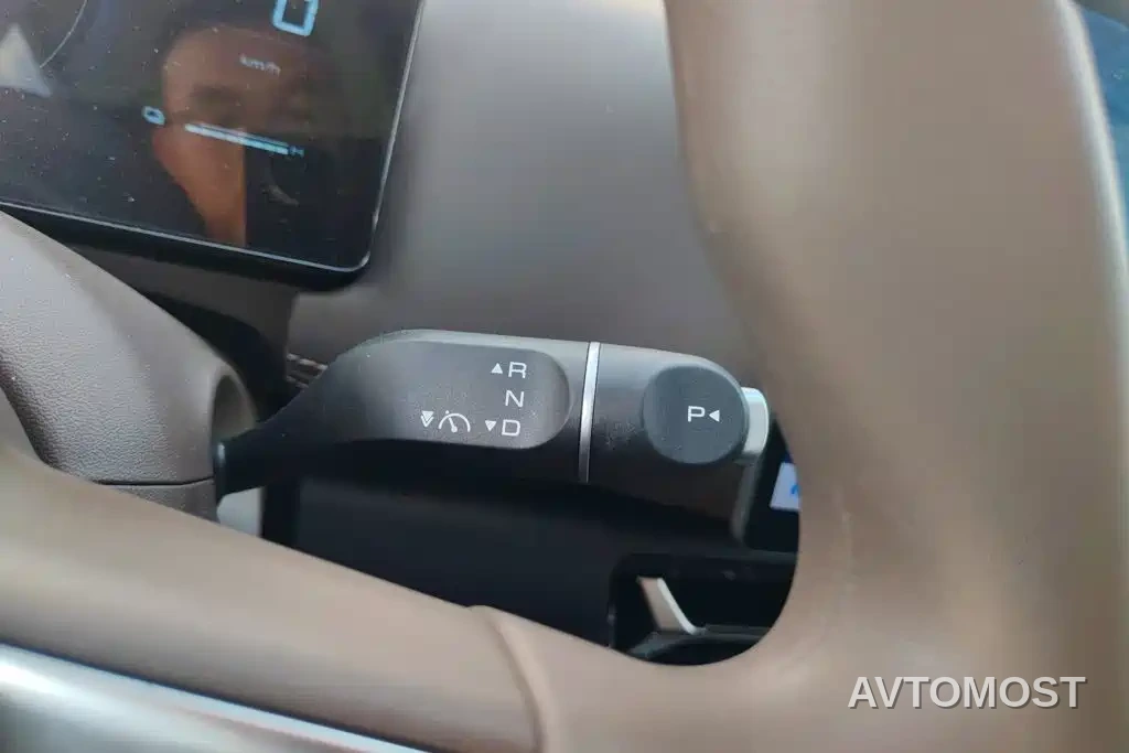 Wuling Motors Starlight 560 NEV 2025 Model Plug-in Hybrid Version 5-seater — фото 15