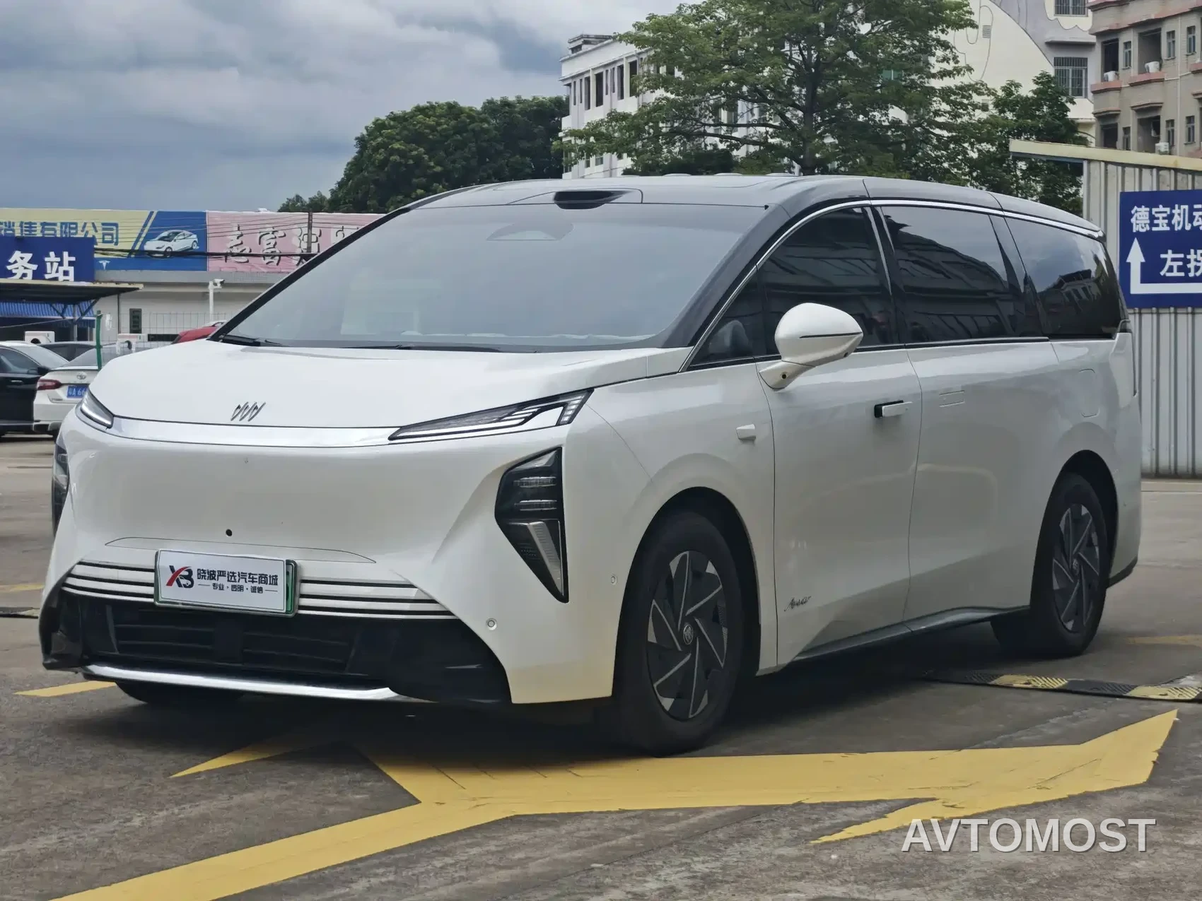 Buick Zhijing Shijia 2026 AWD Base Model — фото 1