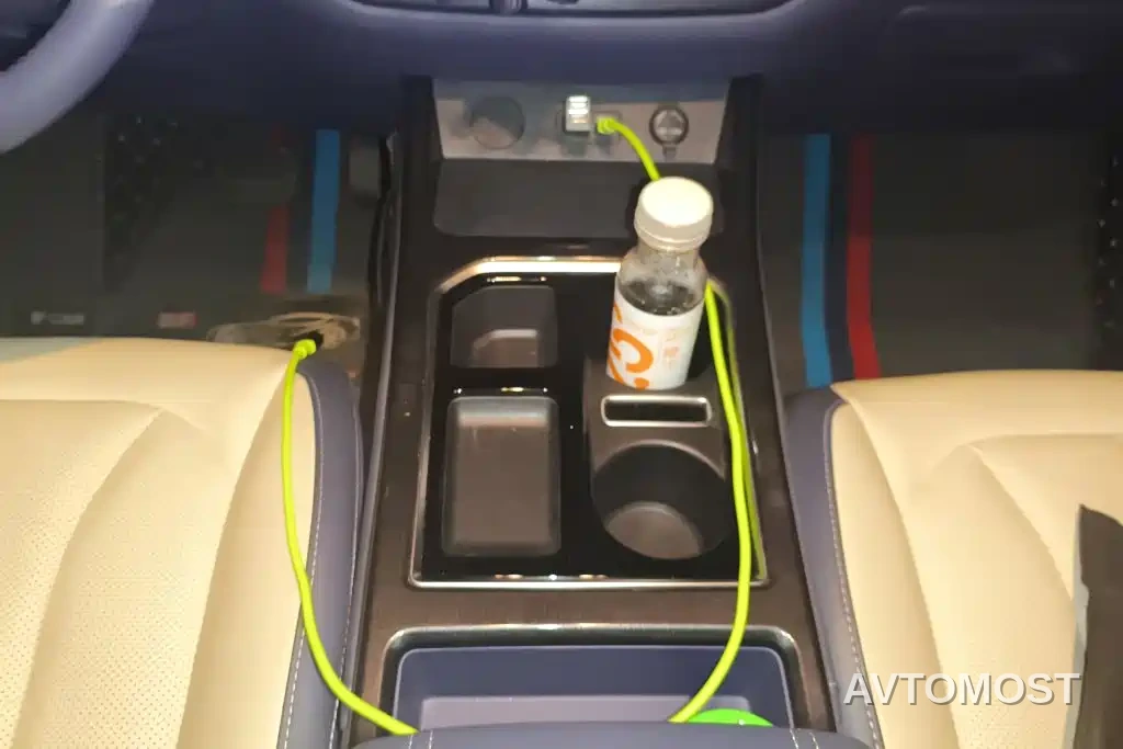 BAW (Beijing Automobile Works) Ruisheng Ace M7 EV — фото 16