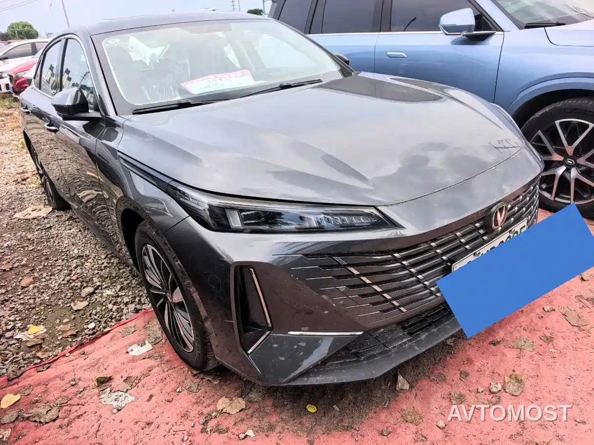 Changan Eado PHEV 2025 Smart New Blue Whale 145KM High-Performance Edition — фото 2