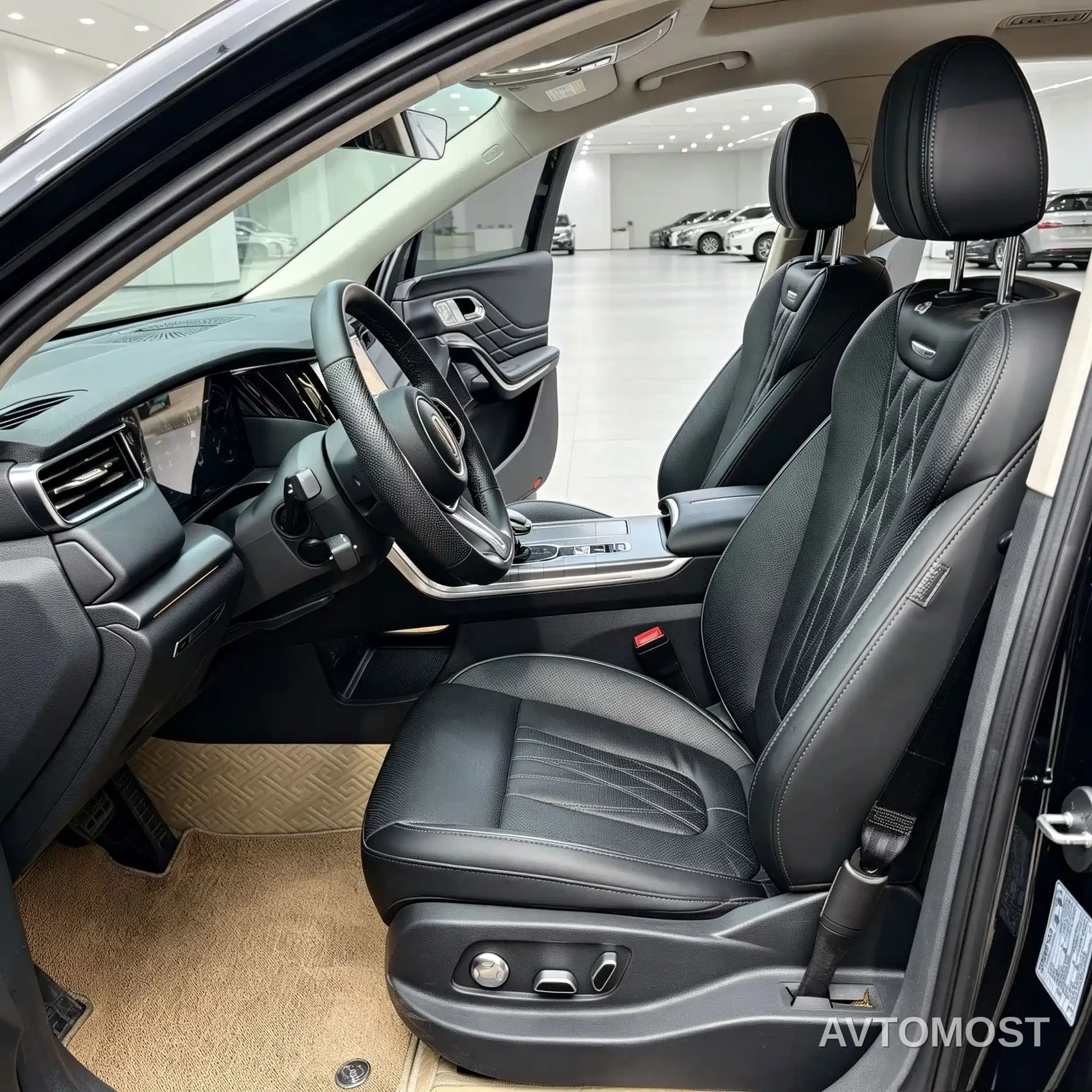 Hongqi HS7 PHEV 2024 2.0T PHEV 4WD Flagship Edition 6-seater — фото 9