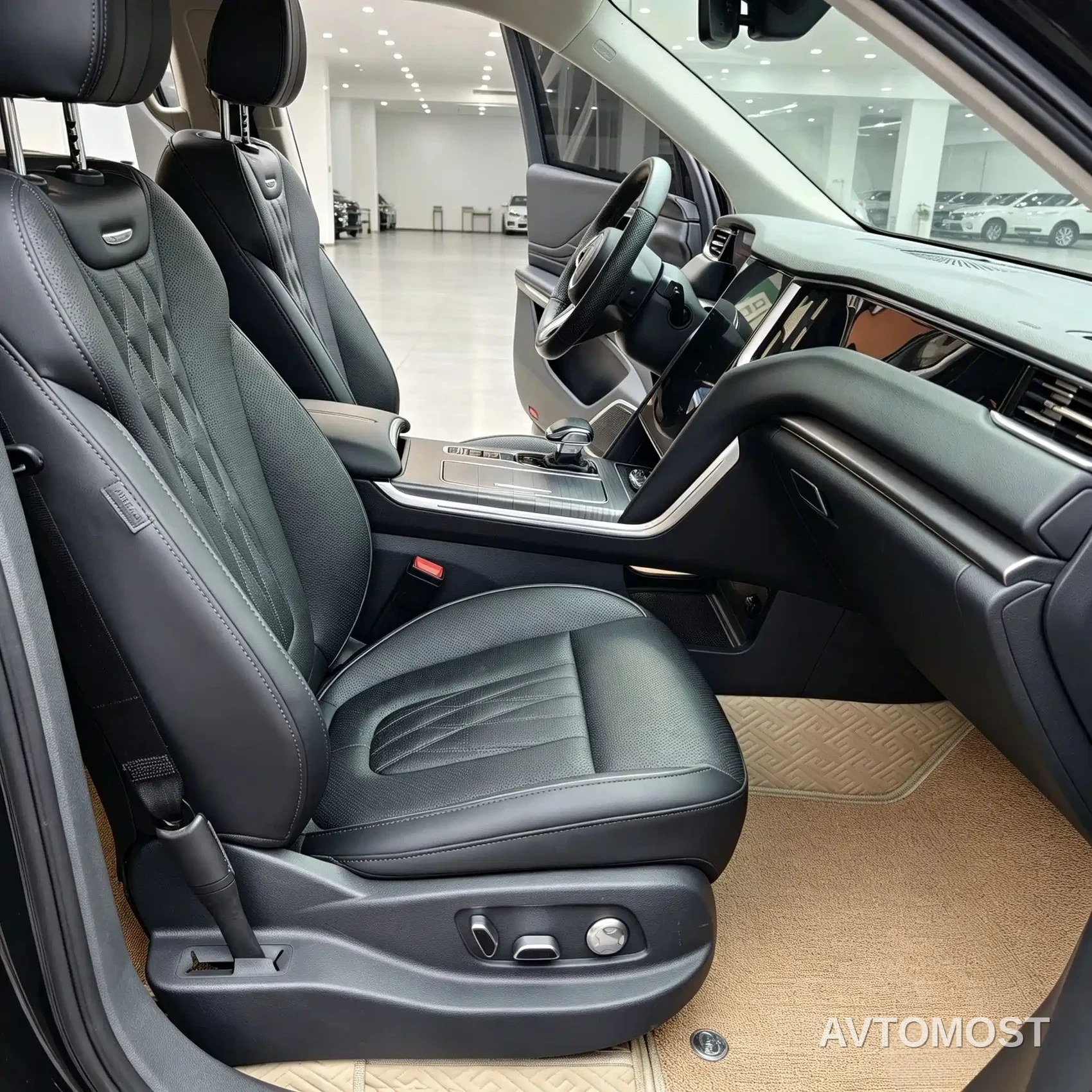 Hongqi HS7 PHEV 2024 2.0T PHEV 4WD Flagship Edition 6-seater — фото 11