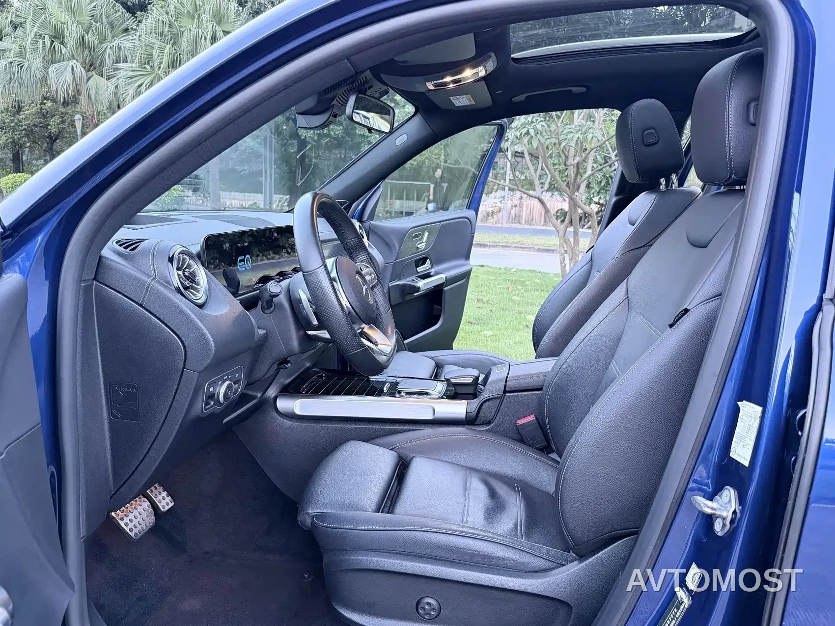 Mercedes-Benz EQB 2022 EQB 350 4MATIC Launch Special Edition — фото 5