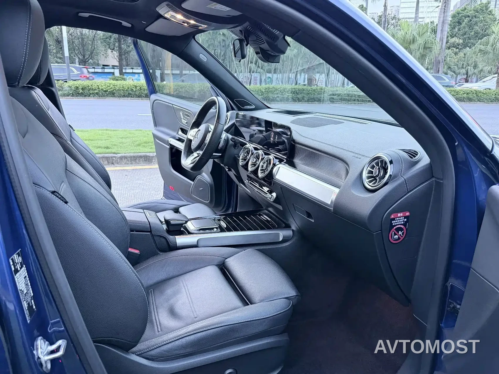 Mercedes-Benz EQB 2022 EQB 350 4MATIC Launch Special Edition — фото 7