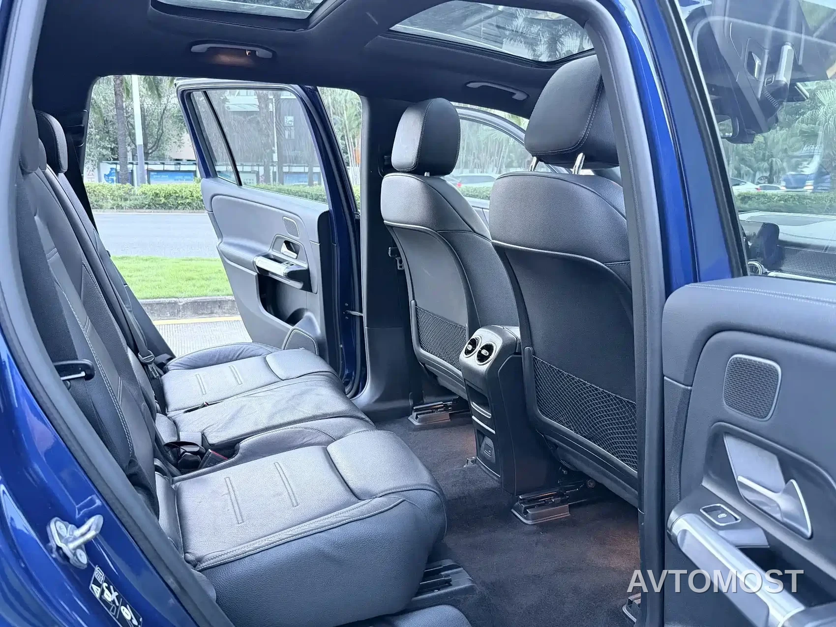 Mercedes-Benz EQB 2022 EQB 350 4MATIC Launch Special Edition — фото 8