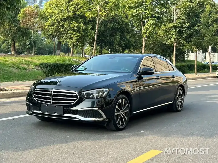 Mercedes-Benz E-Class New Energy 2021 E 350 e L Plug-in Hybrid Sedan