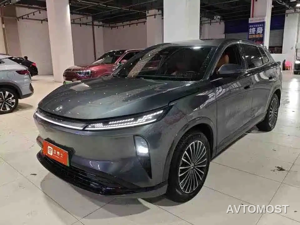 Dongfeng Aeolus L8 2025 Plug-in Hybrid — фото 1