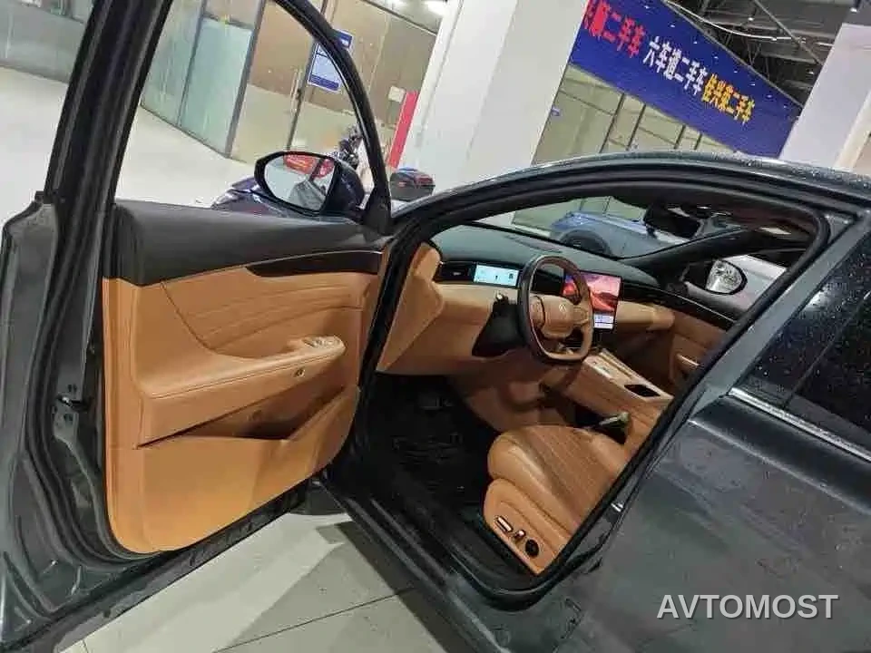 Dongfeng Aeolus L8 2025 Plug-in Hybrid — фото 2