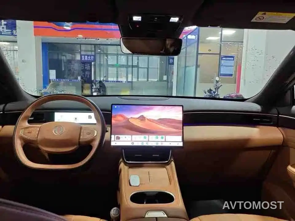 Dongfeng Aeolus L8 2025 Plug-in Hybrid — фото 3