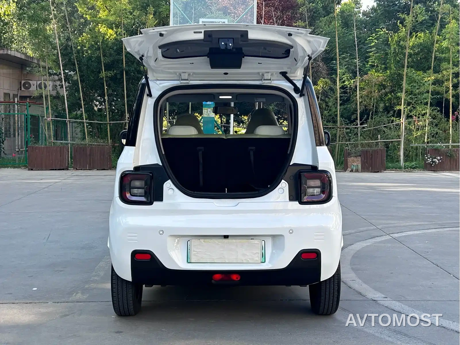 Geely Galaxy Panda 2023 Panda Mini New Year Edition - Treasure Bear — фото 11