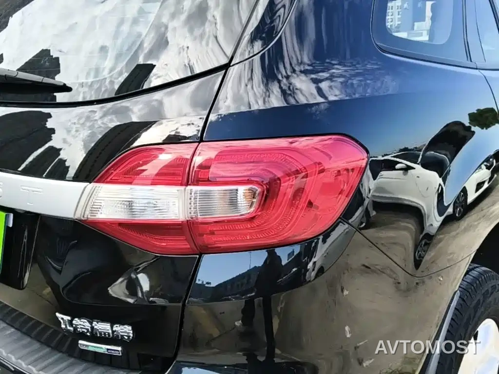 Ford Everest 2020 2.3T Gasoline Automatic 4WD Elite 5-seater — фото 8