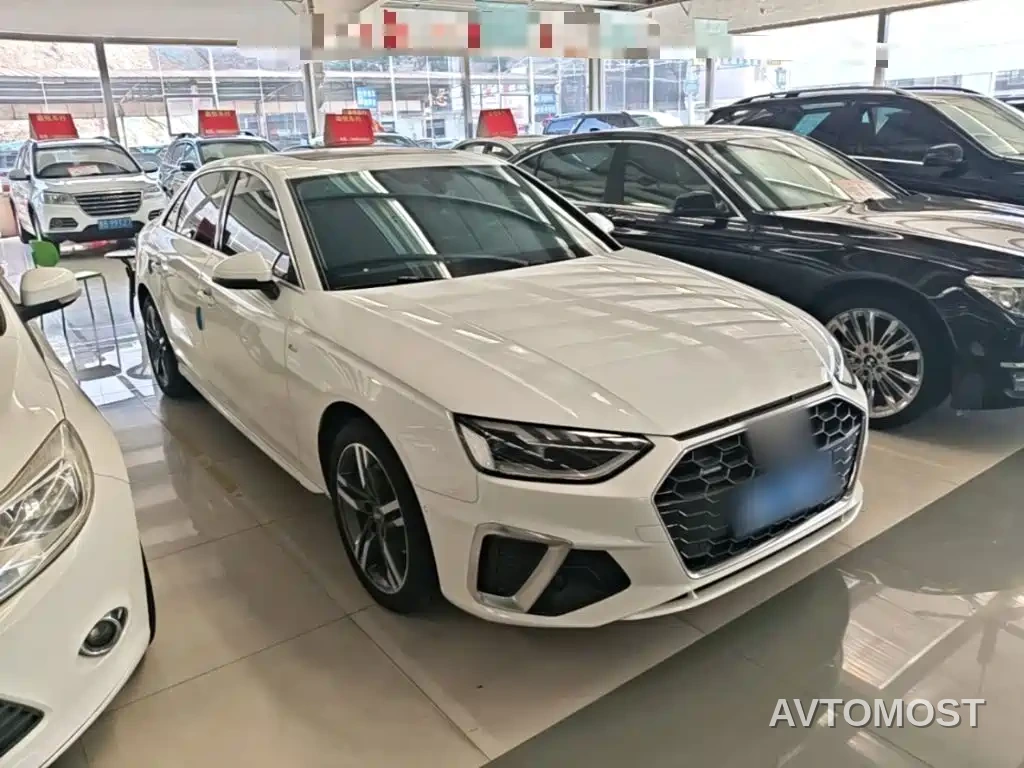 Audi A4L 2020 40 TFSI quattro Luxury Dynamic — фото 1