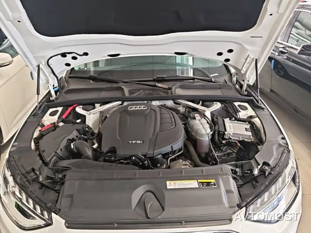 Audi A4L 2020 40 TFSI quattro Luxury Dynamic — фото 12
