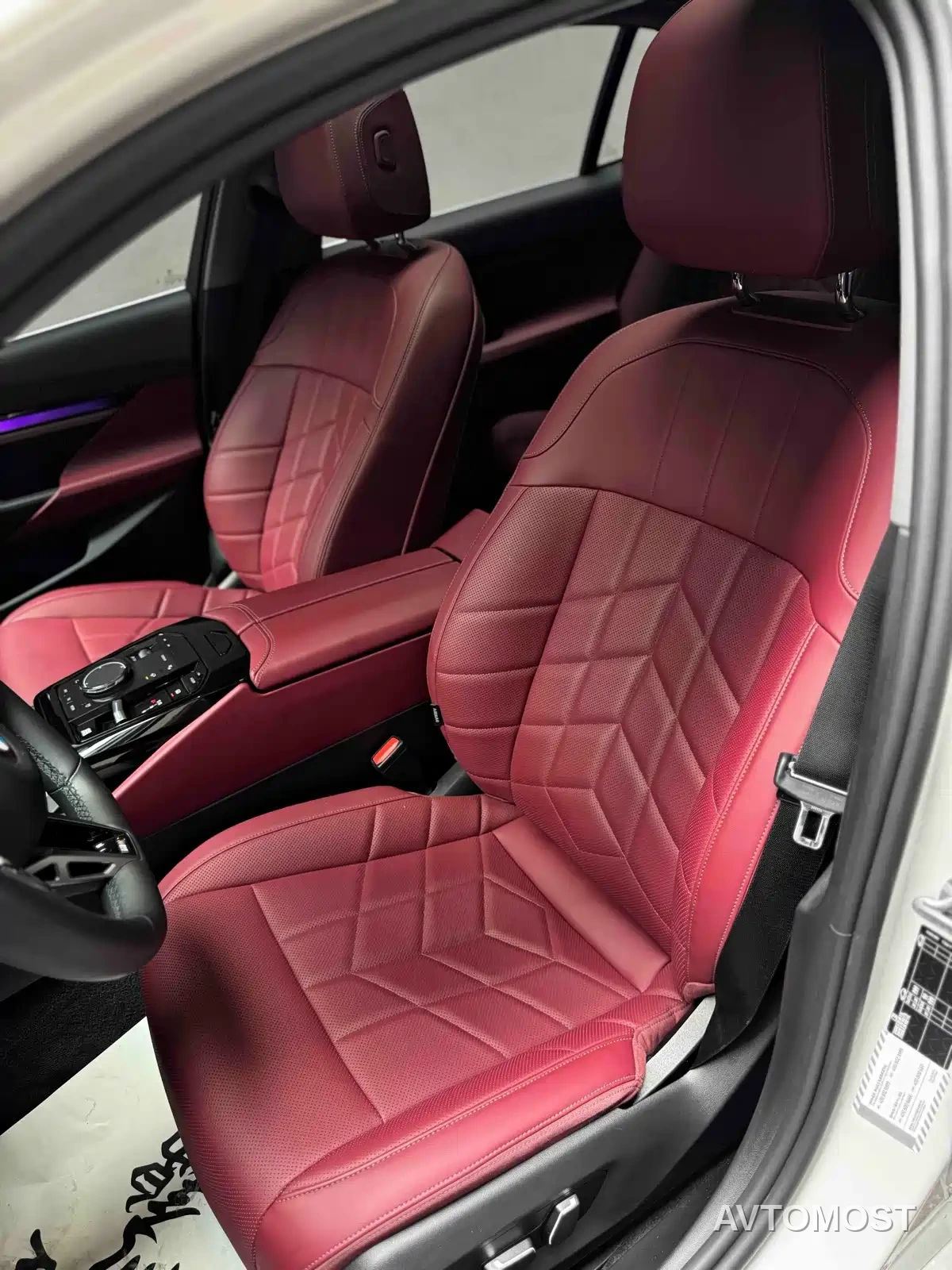 BMW 5 Series 2024 530Li Premium M Sport Package — фото 9