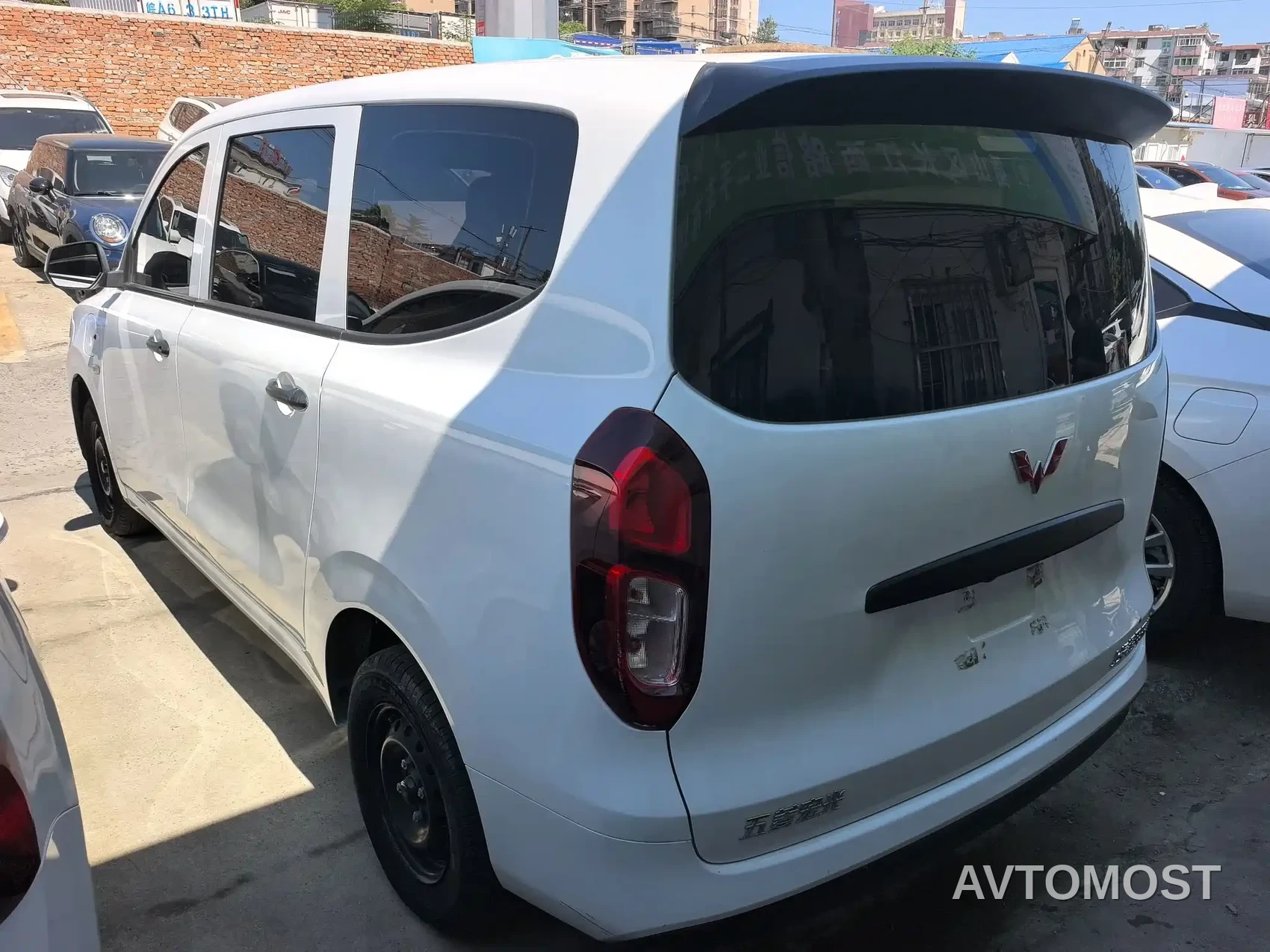 Wuling Hongguang New Energy 2024 Pure Electric 300KM Standard — фото 6
