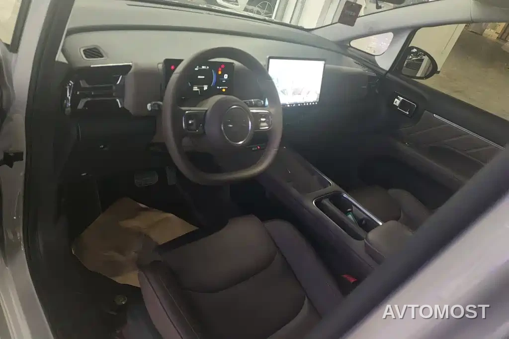 Wuling Motors Xingguang 730 New Energy 2025 Model Plug-in Hybrid Base Version — фото 12