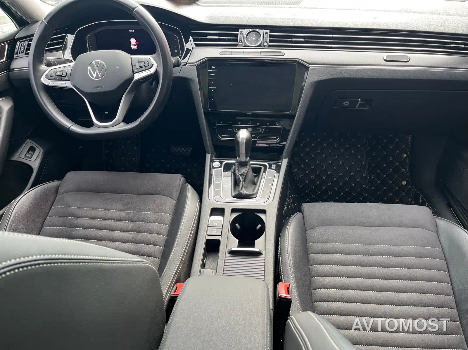 Volkswagen Magotan 2023 2 Million Units Anniversary Edition 330TSI DSG Leading Type — фото 5