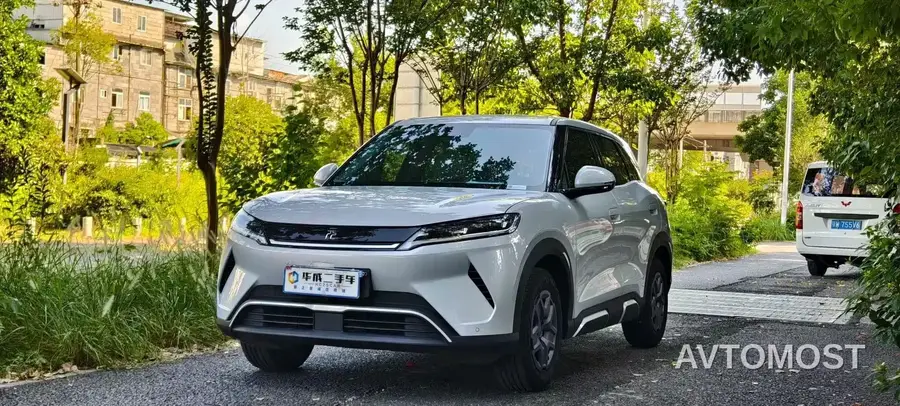 BYD Yuan UP 2025 Model 301KM Navigator