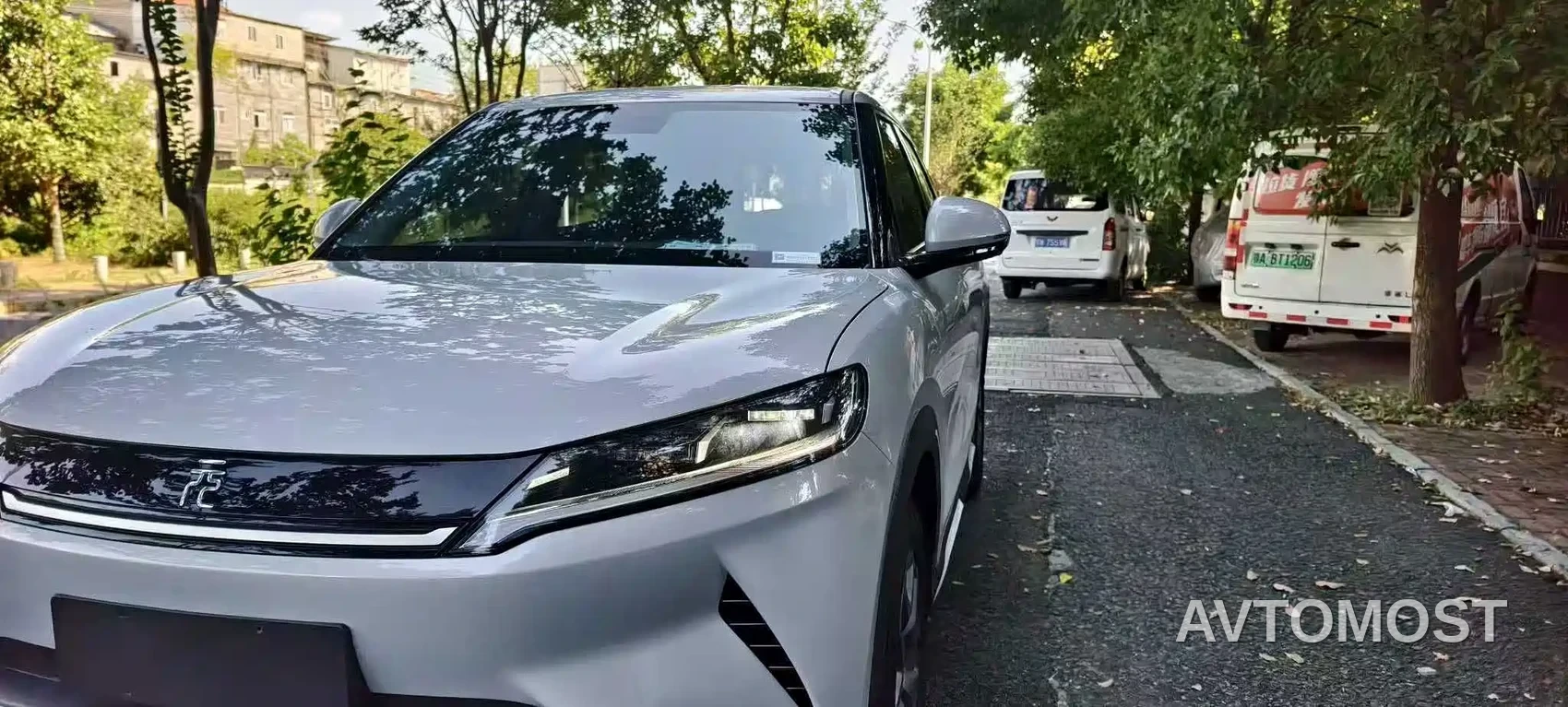 BYD Yuan UP 2025 Model 301KM Navigator — фото 16