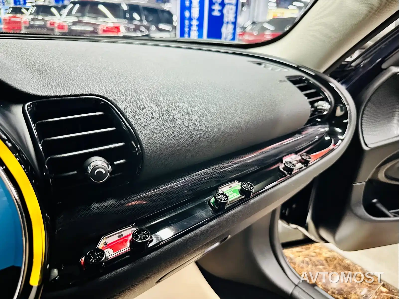 MINI CLUBMAN 2022 1.5T COOPER Connoisseur — фото 38