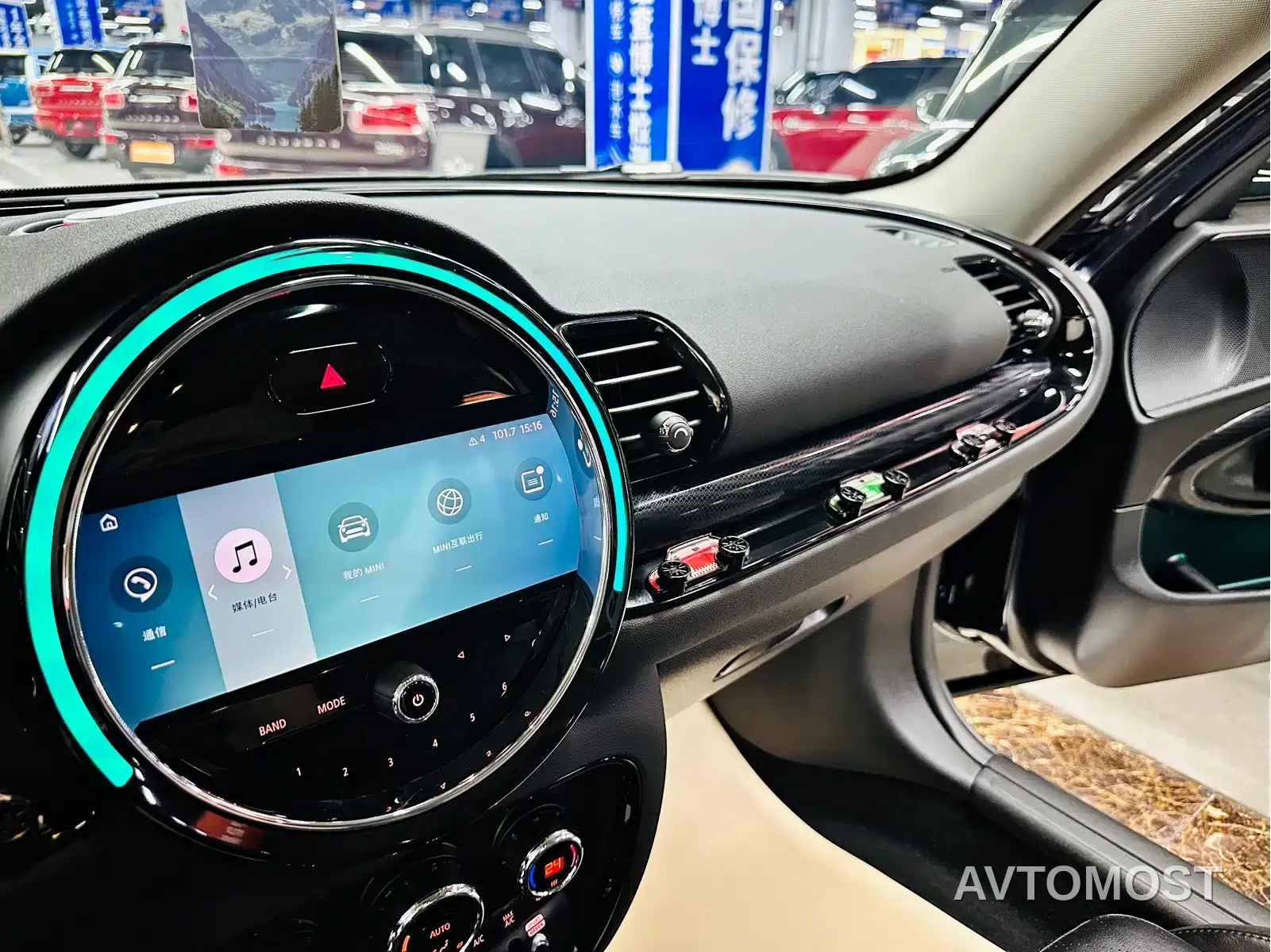 MINI CLUBMAN 2022 1.5T COOPER Connoisseur — фото 41