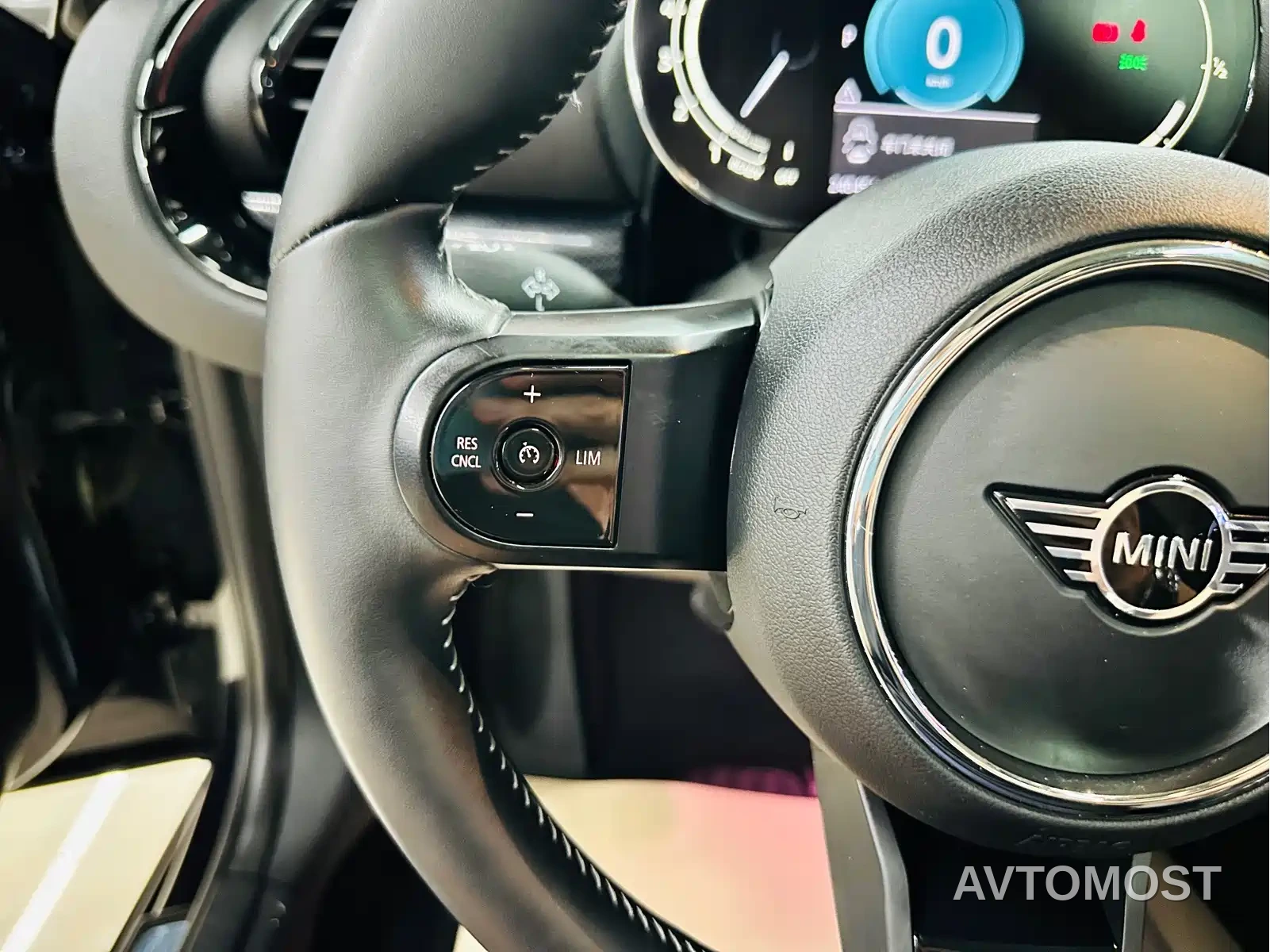 MINI CLUBMAN 2022 1.5T COOPER Connoisseur — фото 50