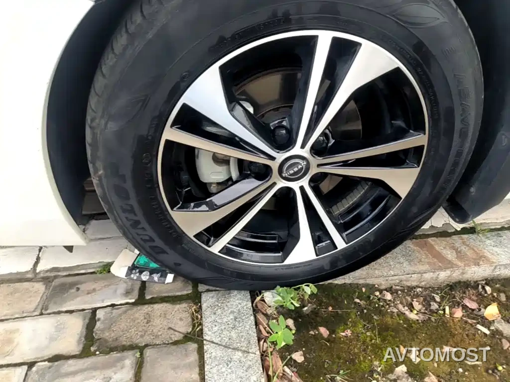 Nissan Sylphy 2023 1.6L CVT Deluxe Edition — фото 23